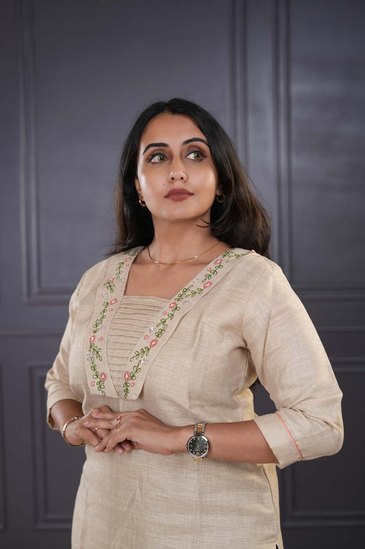 Chikku Embroidered Kurti – LB006