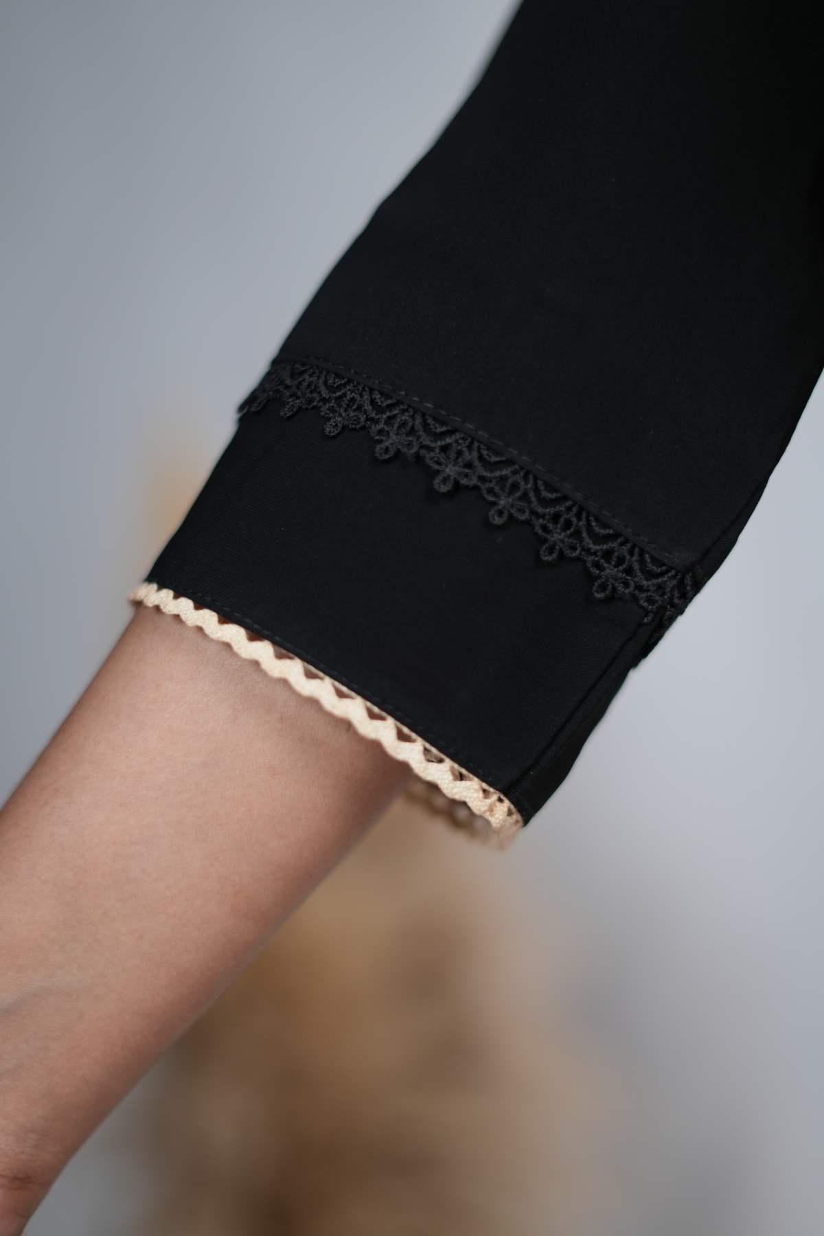 Zari Grace Kurti – LB009