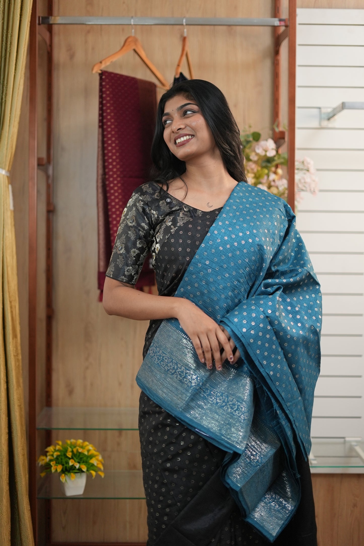 Women Kashmiri Silk Saree with Foil Print | Daily Wear-LB0026